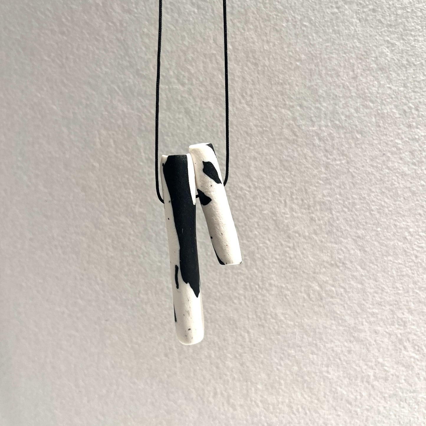 Solyn Black & White Necklace