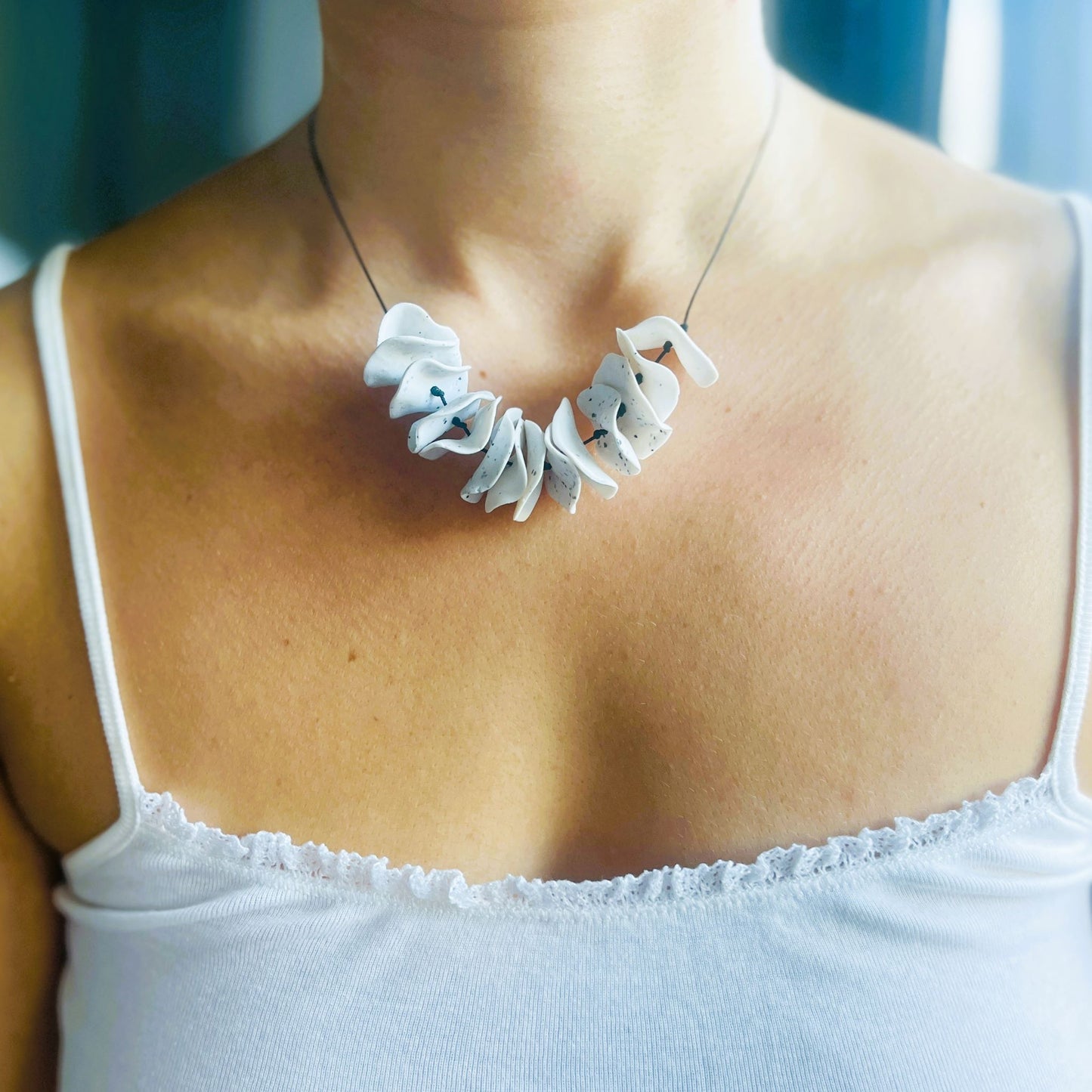 Lepsiron White Necklace