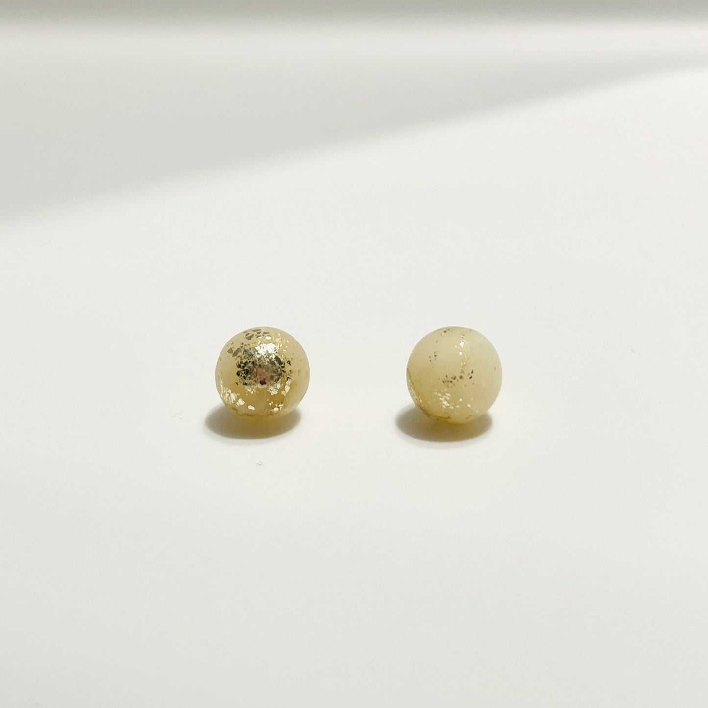 Sponde Gold Earrings