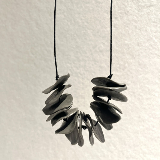 Lepsiron Gray Necklace