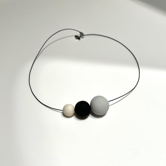 Voly Necklace
